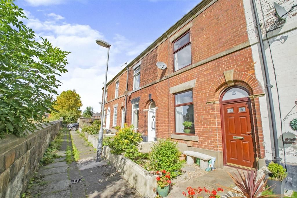 Property photo 1 of 6 External