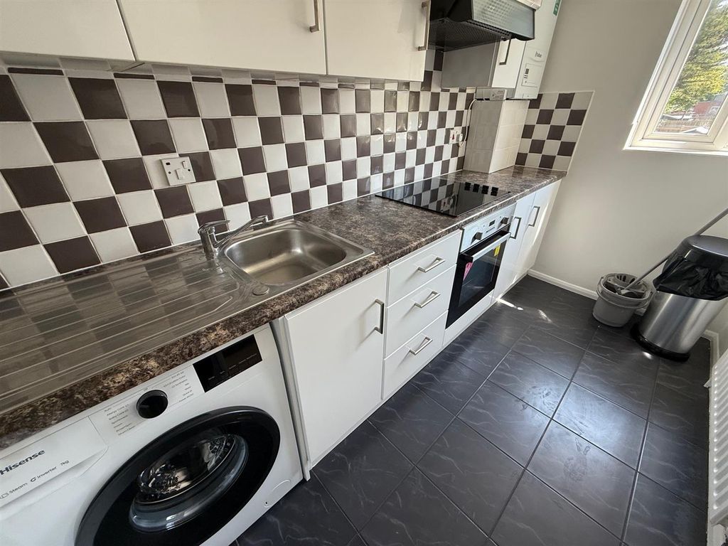 Property photo 3 of 6 3.Jpg