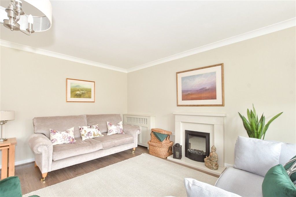 Property photo 3 of 13 Lounge/Dining Room