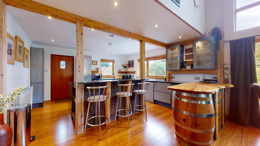 Property photo 3 of 36 Kitchen