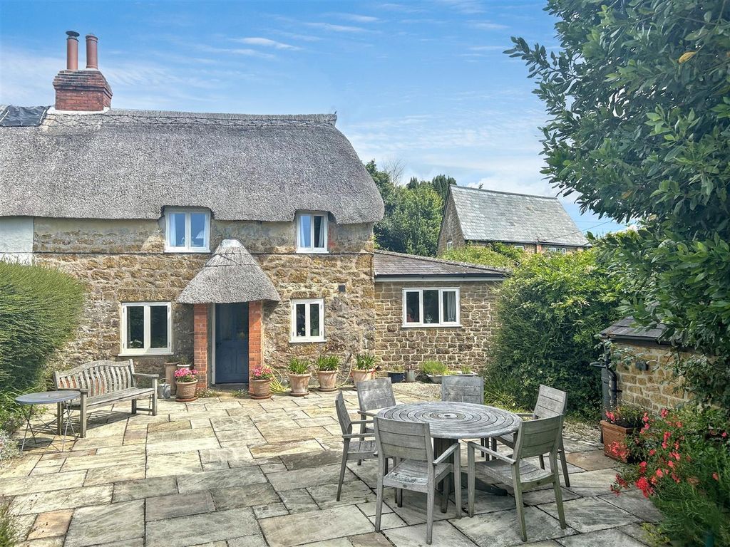 Property photo 1 of 16