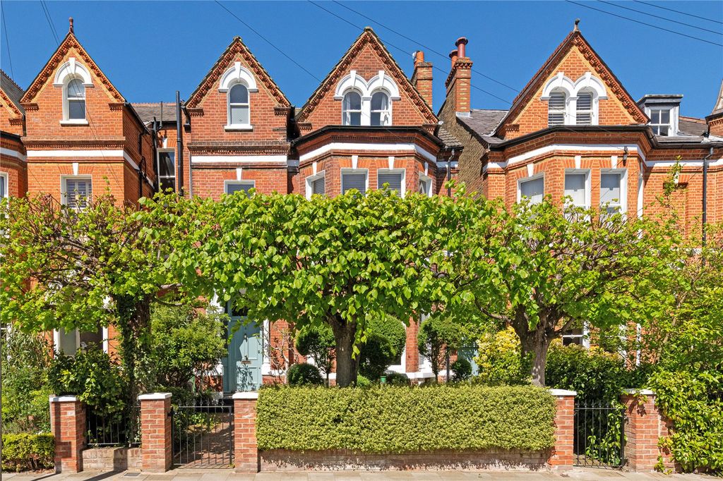 Property photo 1 of 7 Routh Road