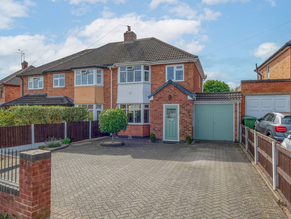 Property photo 1 of 18