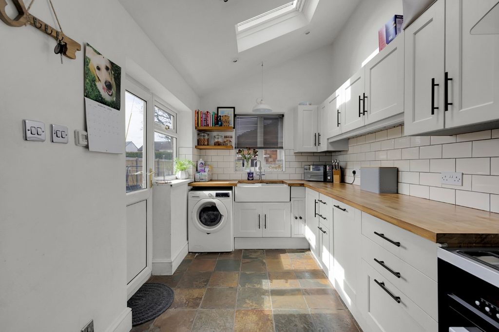 Property photo 3 of 21 5028005