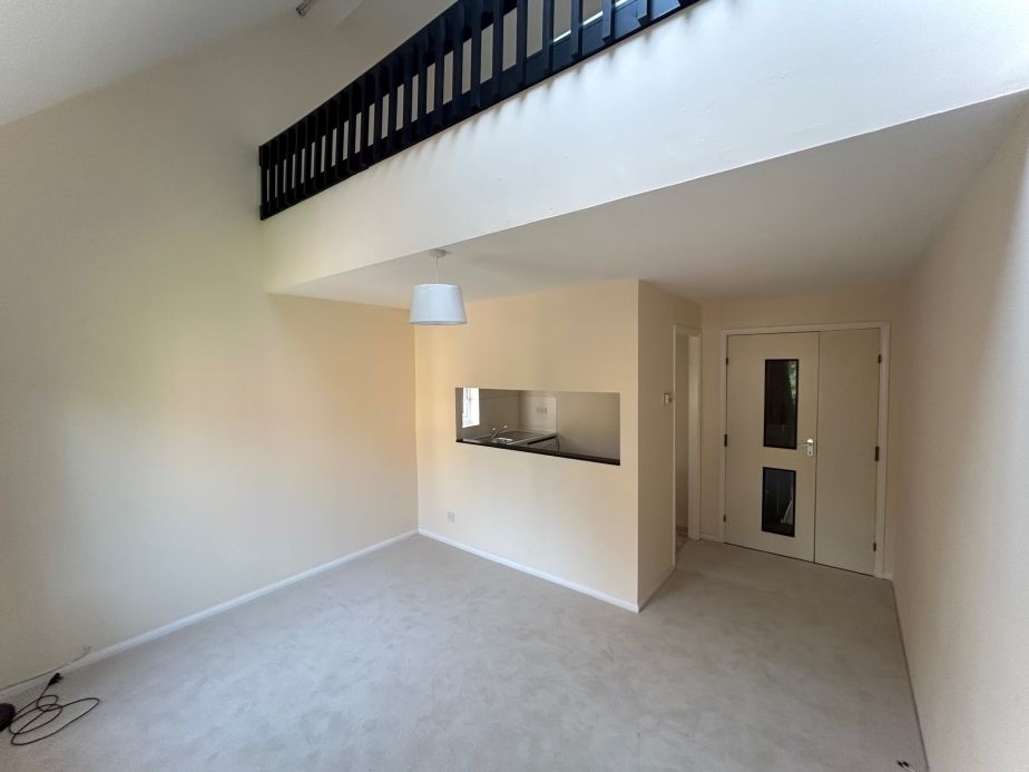 Property photo 3 of 9 E175533A-774F-40D0-A99C-5Ddb2A98891C.Jpg