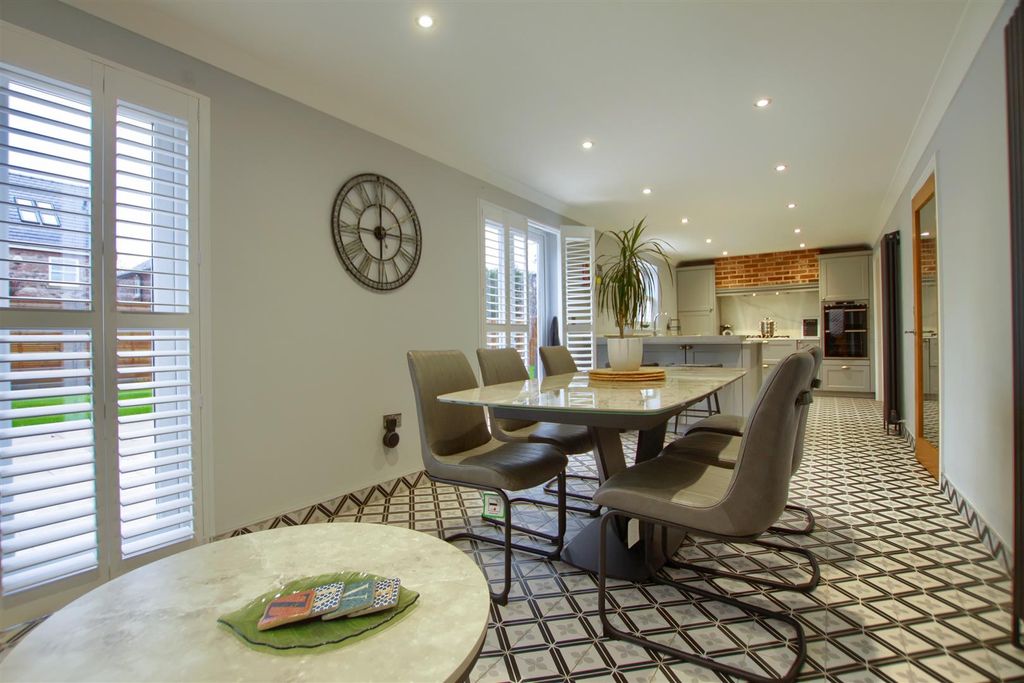 Property photo 2 of 17 Wd9.Jpg