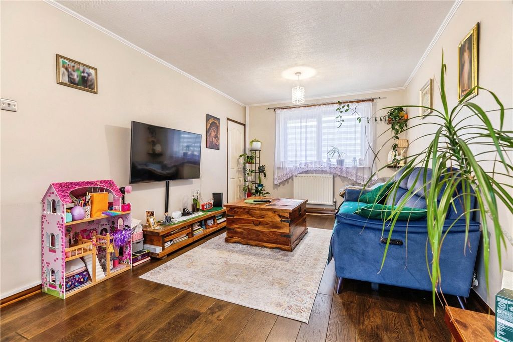 Property photo 2 of 19 Living Room