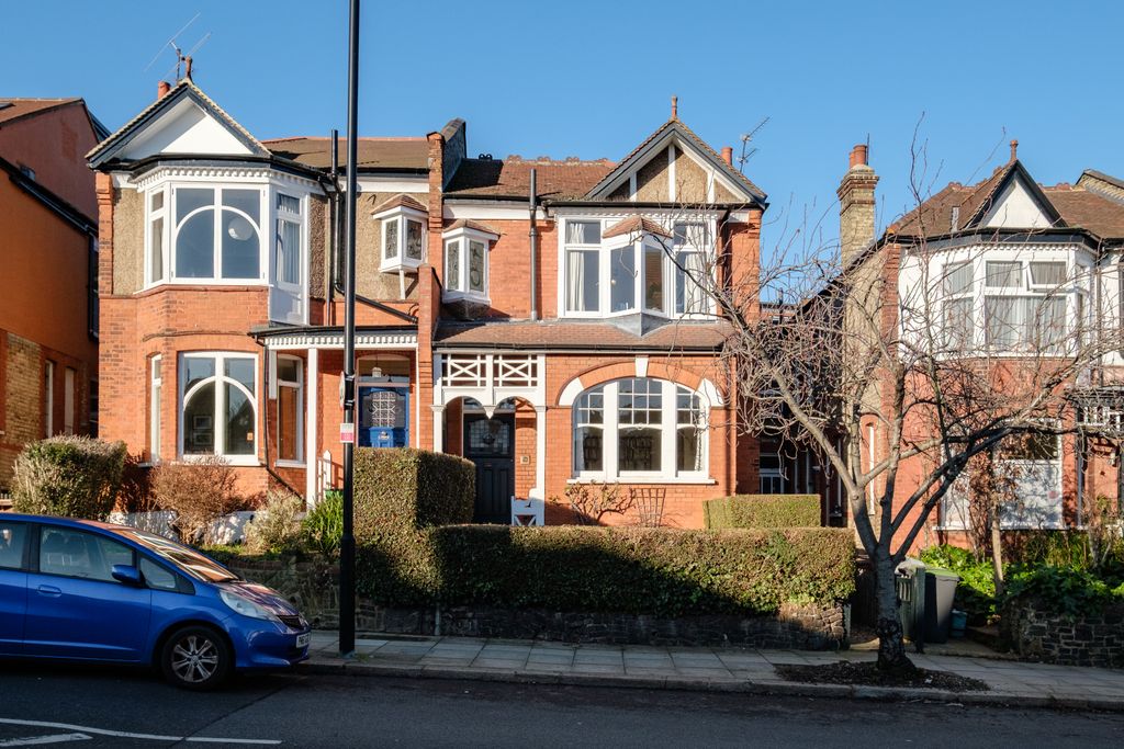 Property photo 1 of 21