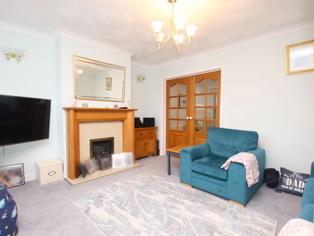 Property photo 3 of 21