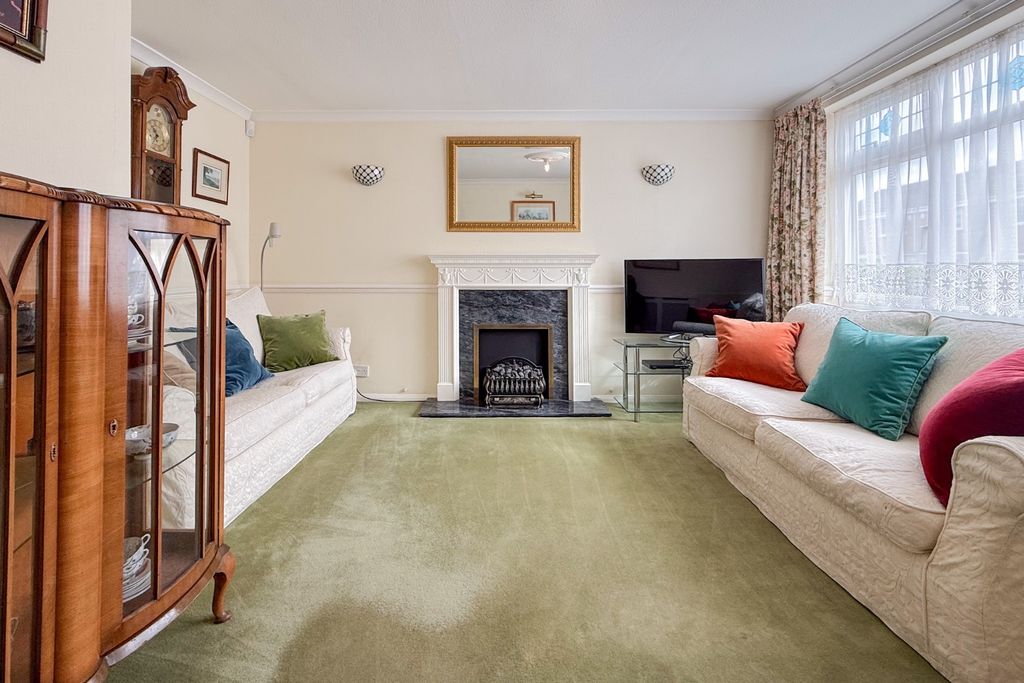 Property photo 3 of 22 5420154