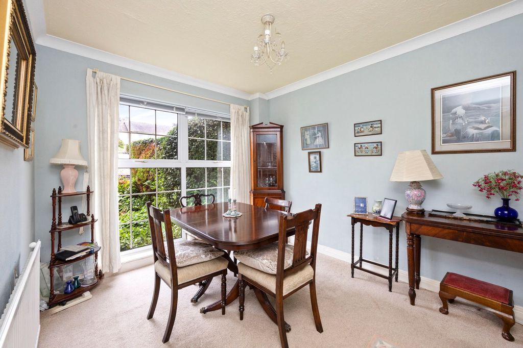 Property photo 3 of 22