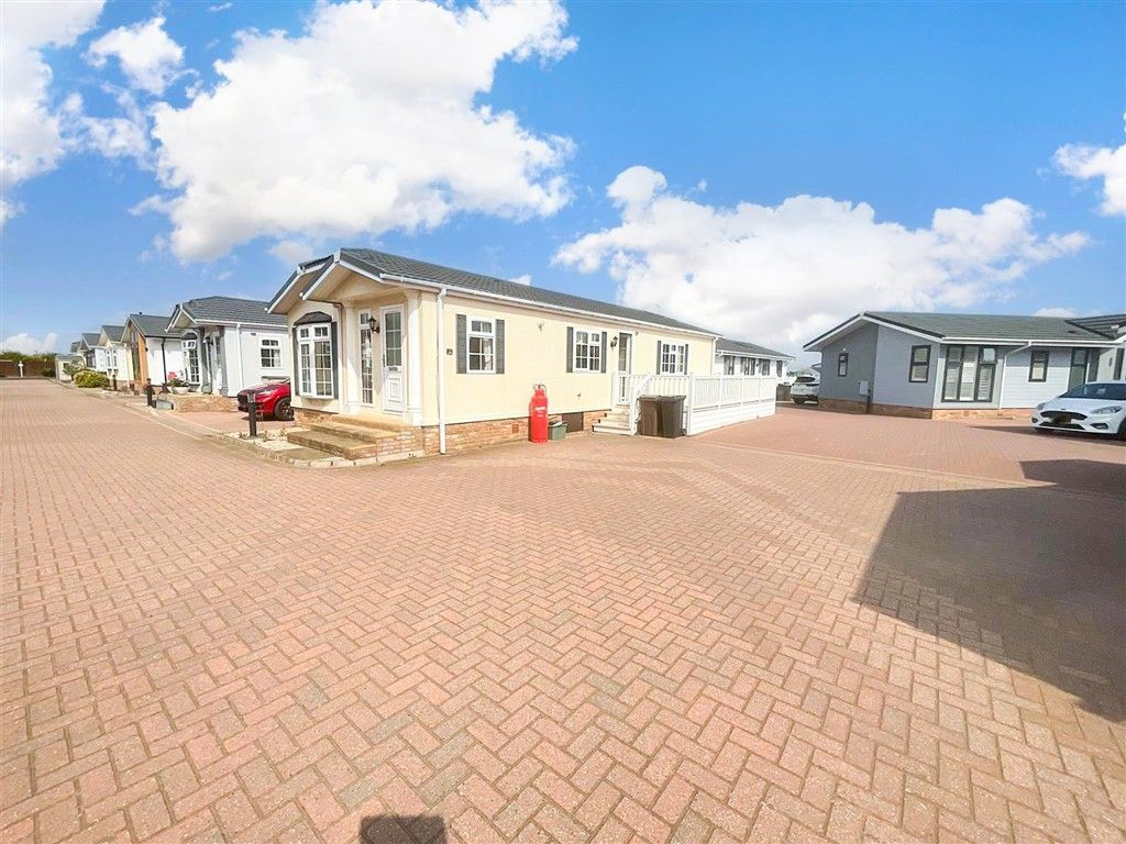 Property photo 1 of 10 Front Elevation