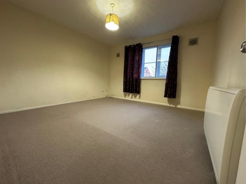 Property photo 2 of 7 Reception