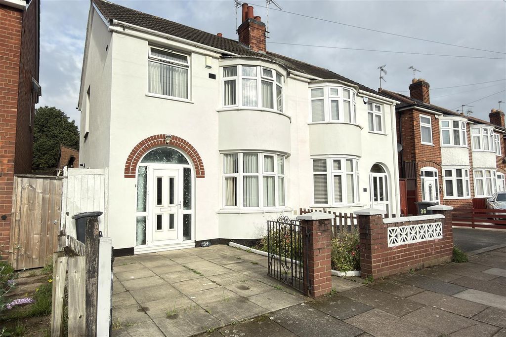 Property photo 1 of 14 Outside