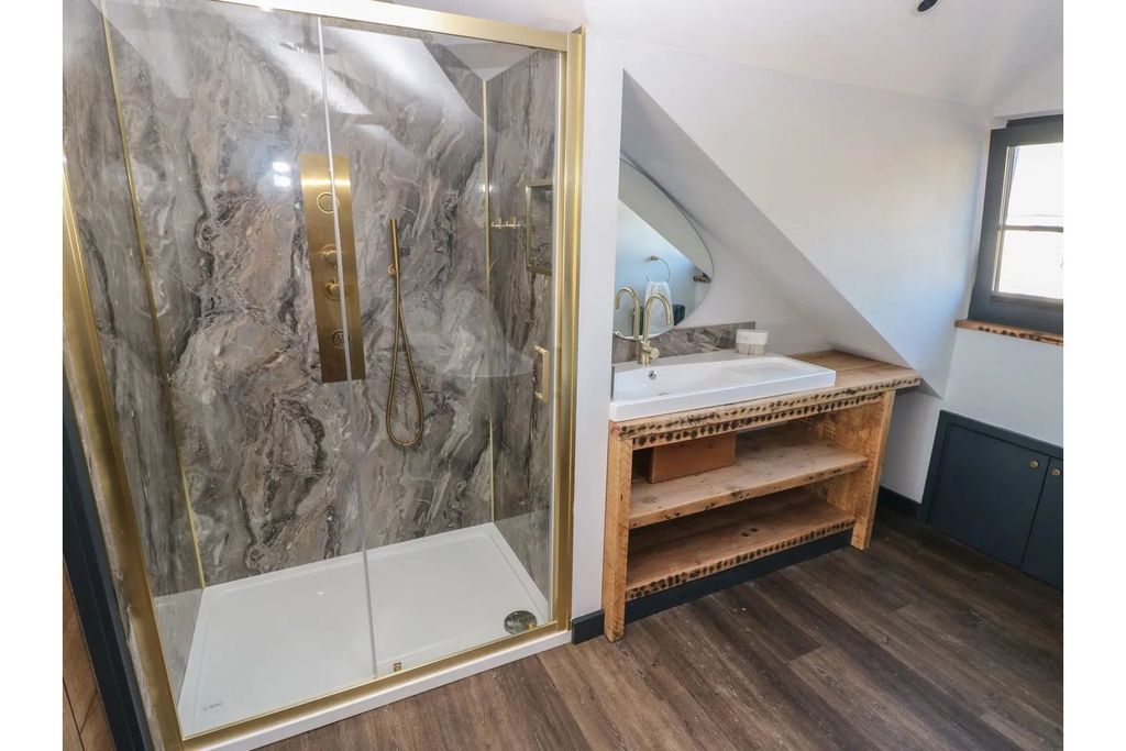 Additional image 26 of 3 bed flat for saleNarberth Road, Tenby SA70