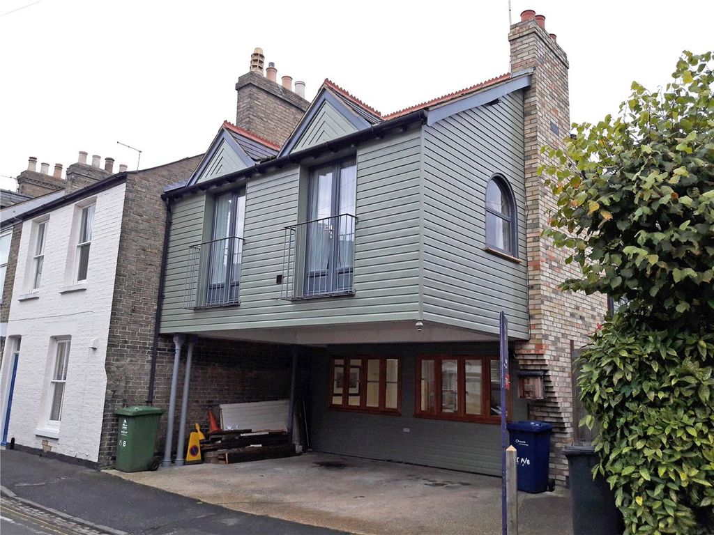 Property photo 1 of 6 Picture No. 08