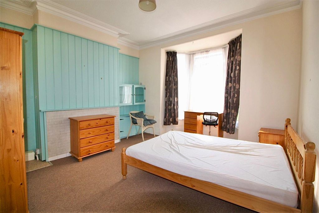 Property photo 3 of 6 c6Bd8800-E755-47Df-Aa72-606cc09Ccf1E