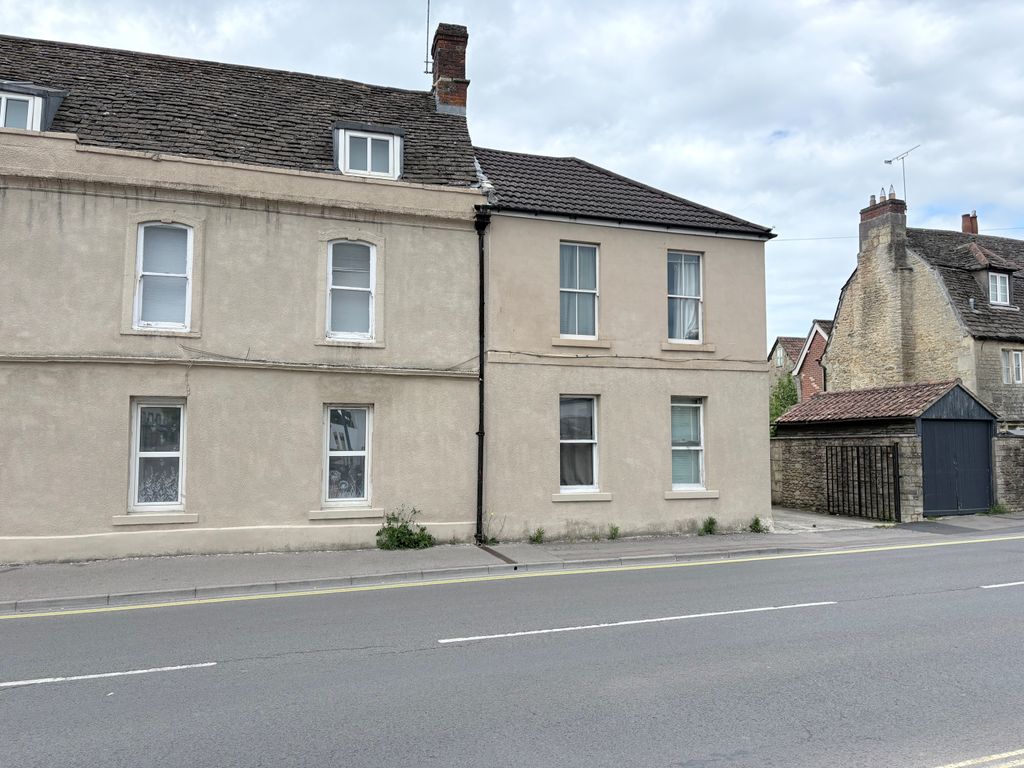 Property photo 1 of 11 2