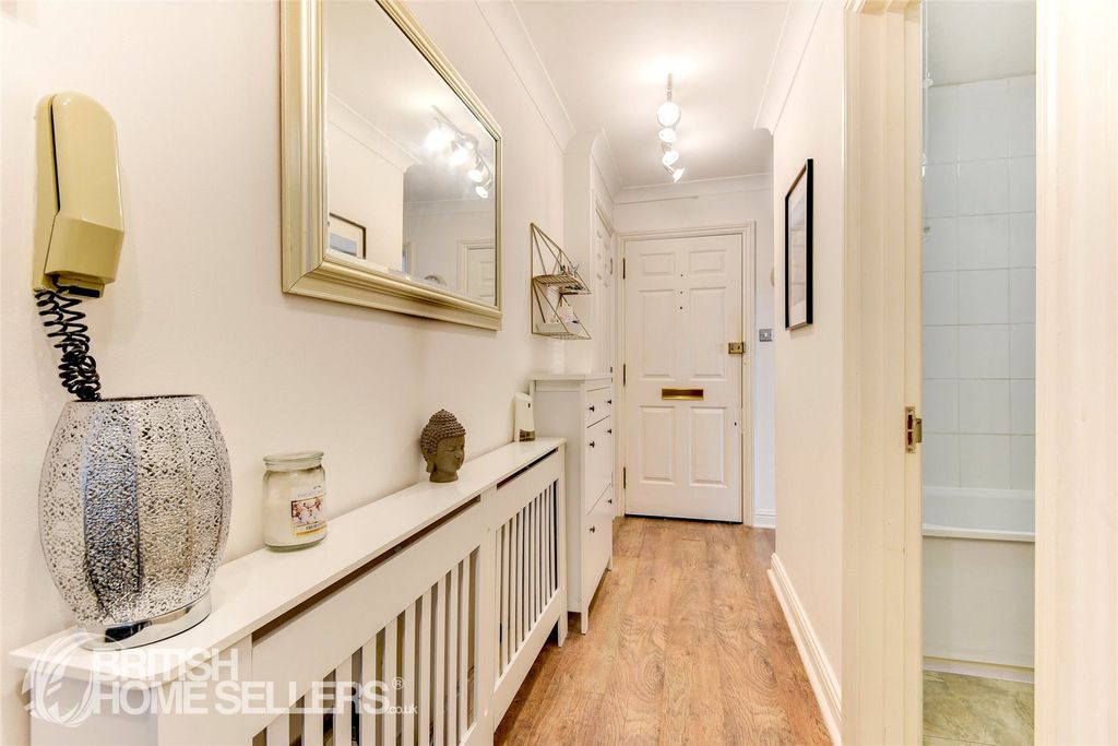 Property photo 2 of 18 Picture No. 09