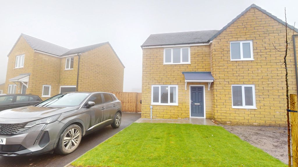 Property photo 1 of 8 3-Gateshead-Grove-02112026_155425