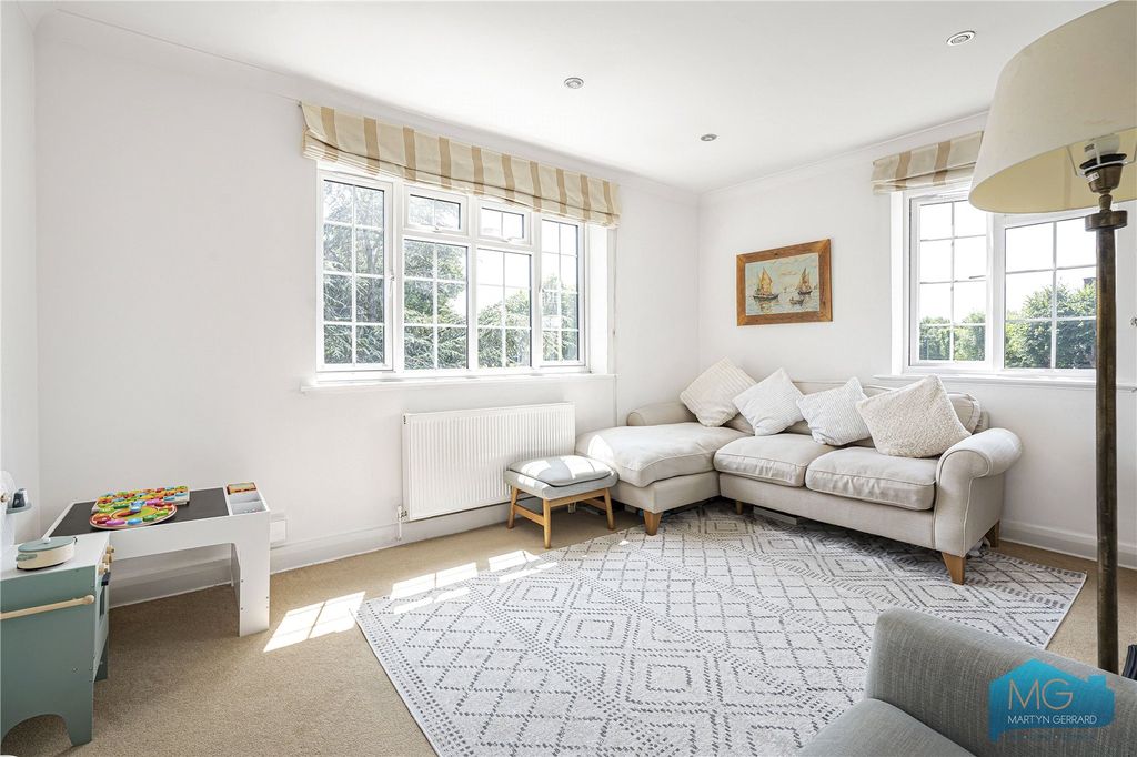 Property photo 3 of 16 Picture No. 34