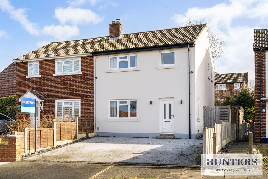 Property photo 1 of 26 Front (Exterior)