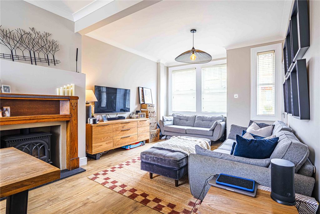 Property photo 2 of 12 Picture No. 14