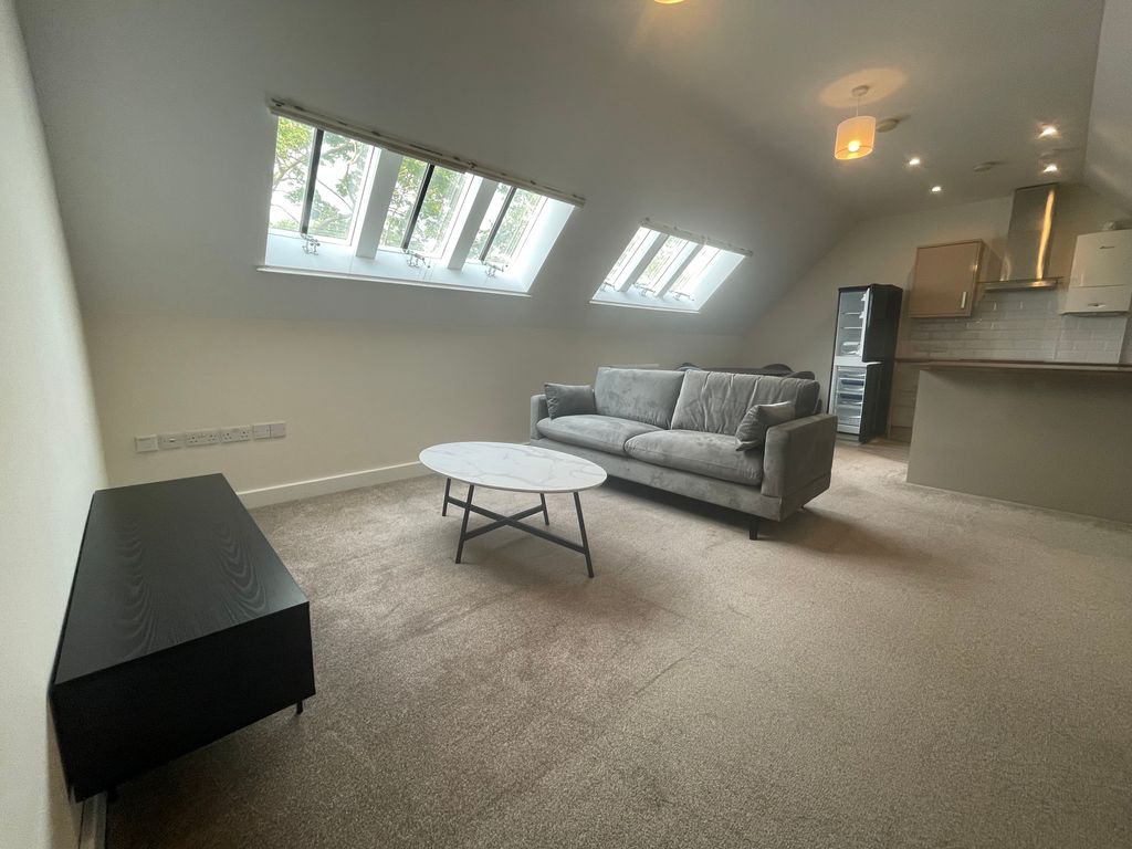 Property photo 2 of 8