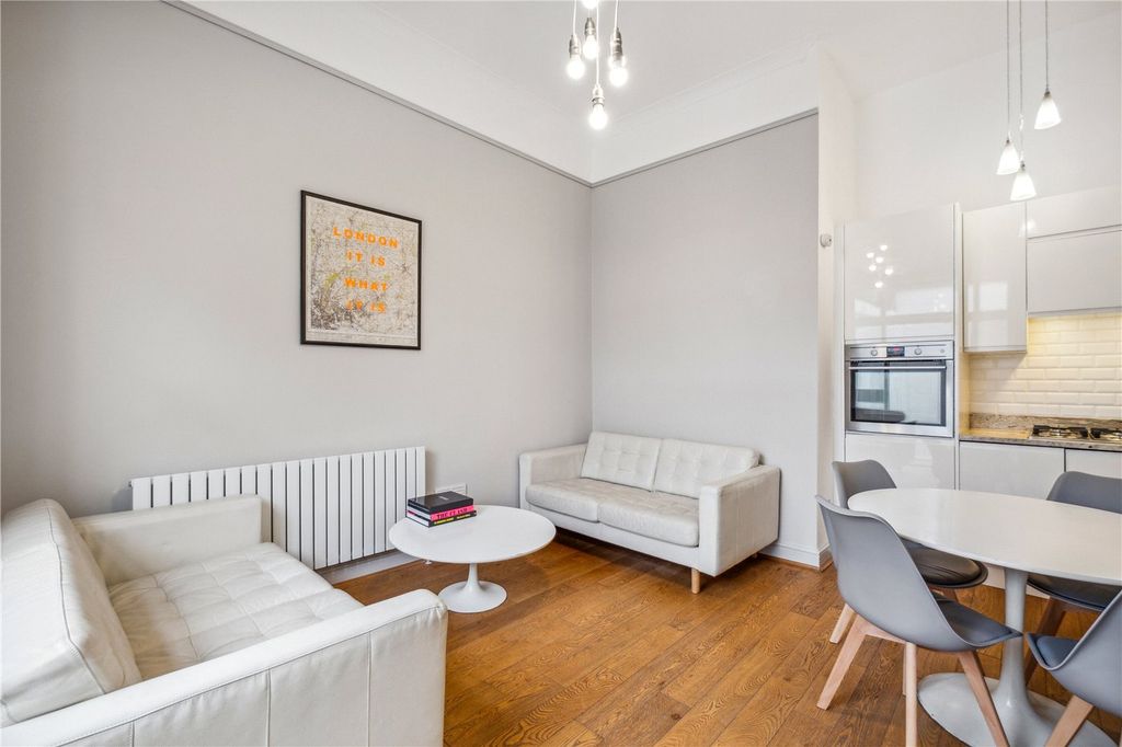 Property photo 2 of 9 Picture No. 07