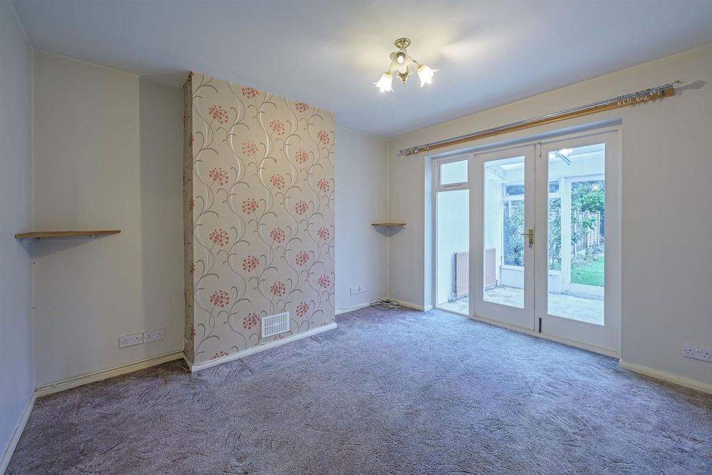 Property photo 3 of 22