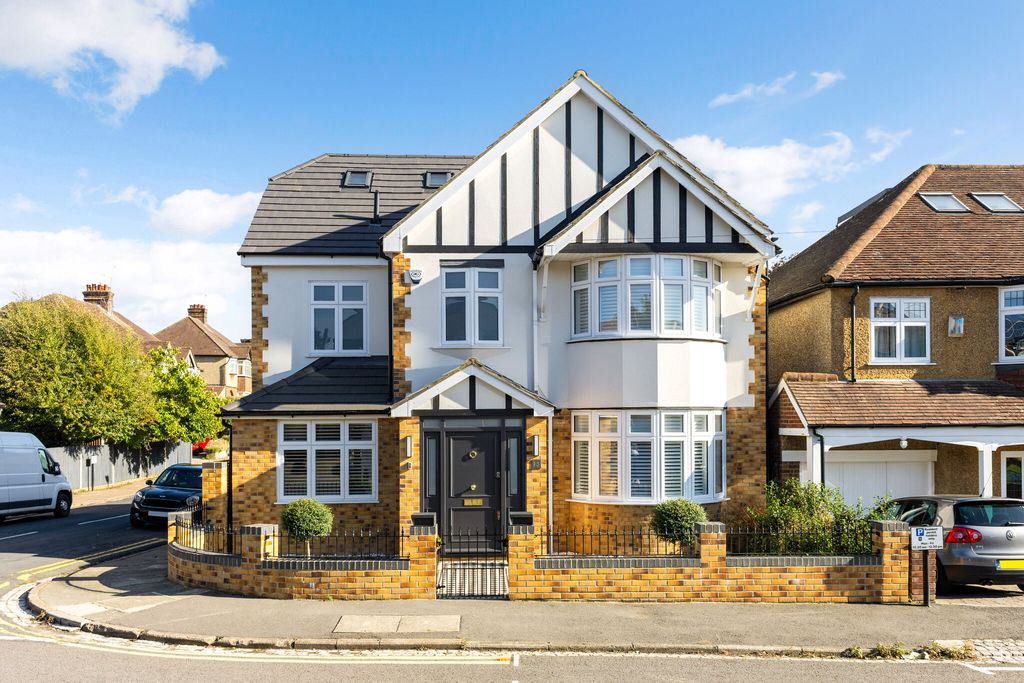 Property photo 1 of 14