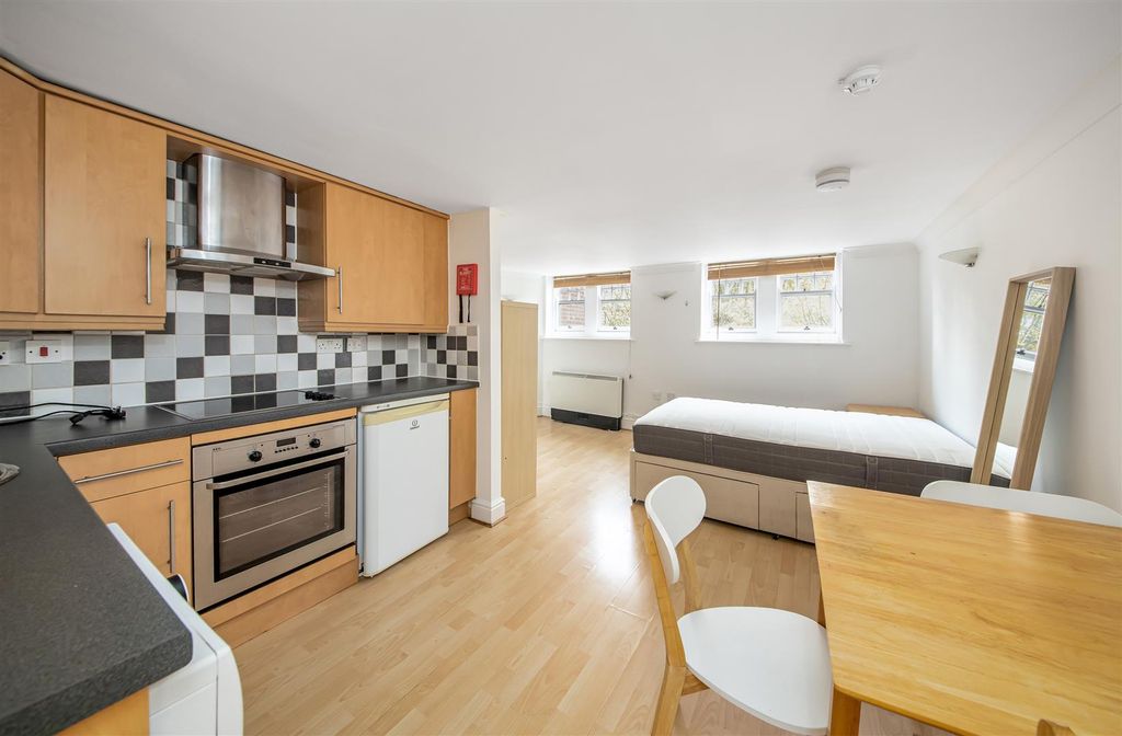 Property photo 3 of 12 Em1A9492.Jpg