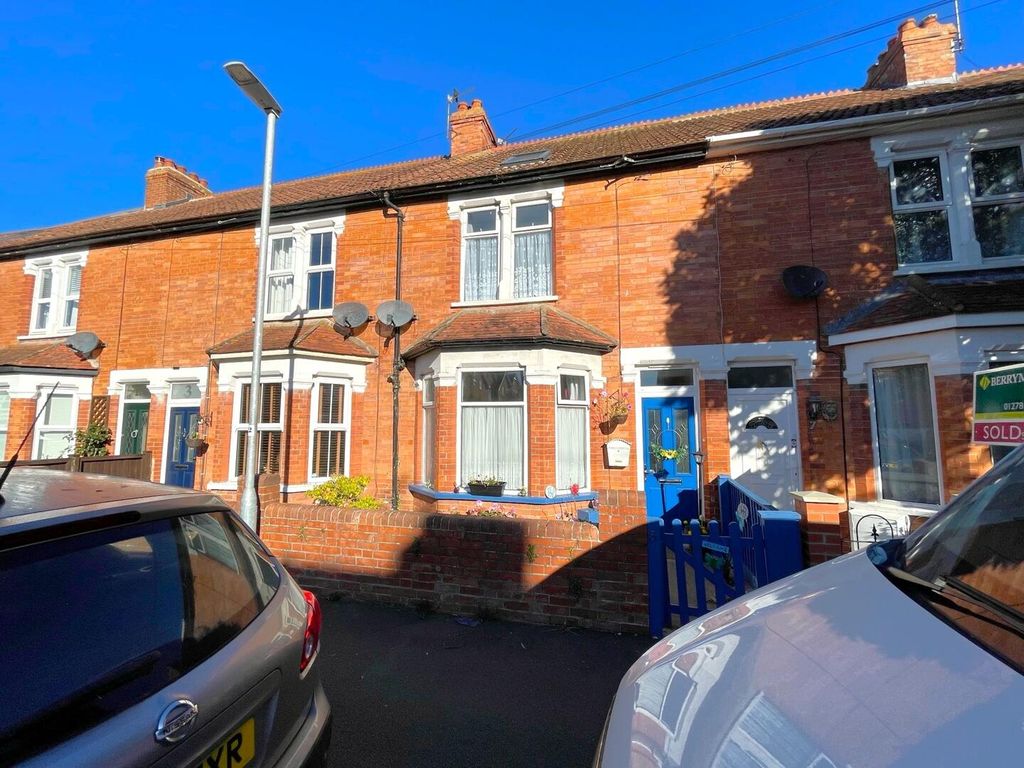 Property photo 1 of 22 Front (Exterior)