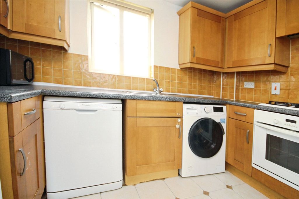 Property photo 2 of 8 Picture No. 03