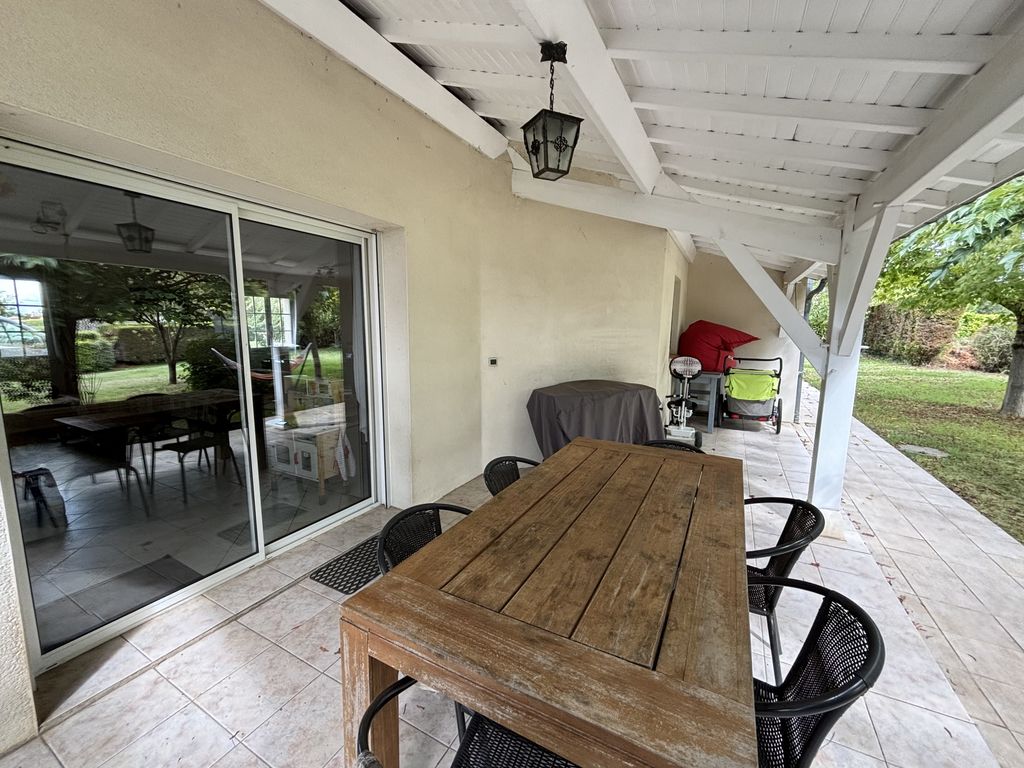 Property photo 3 of 13