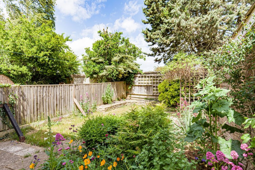 Property photo 3 of 11 129832