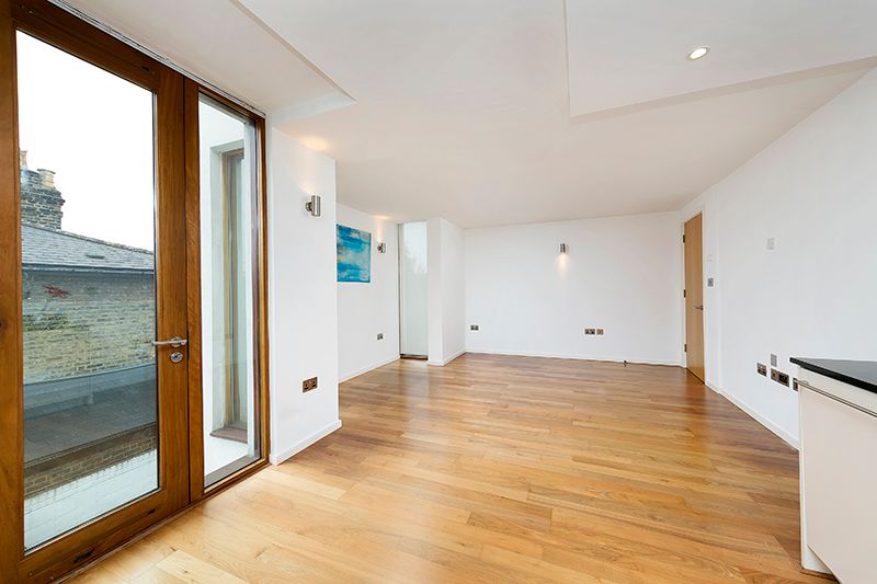 Property photo 3 of 8