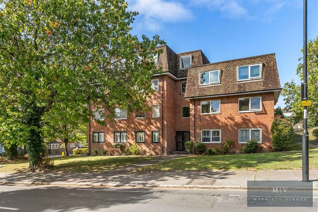 Property photo 1 of 14 Wenderholme Court 18 MV-14.Jpg