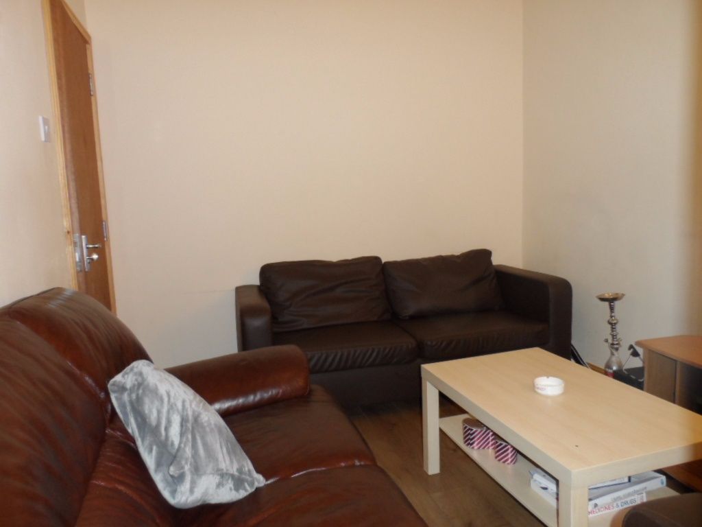 Property photo 3 of 5