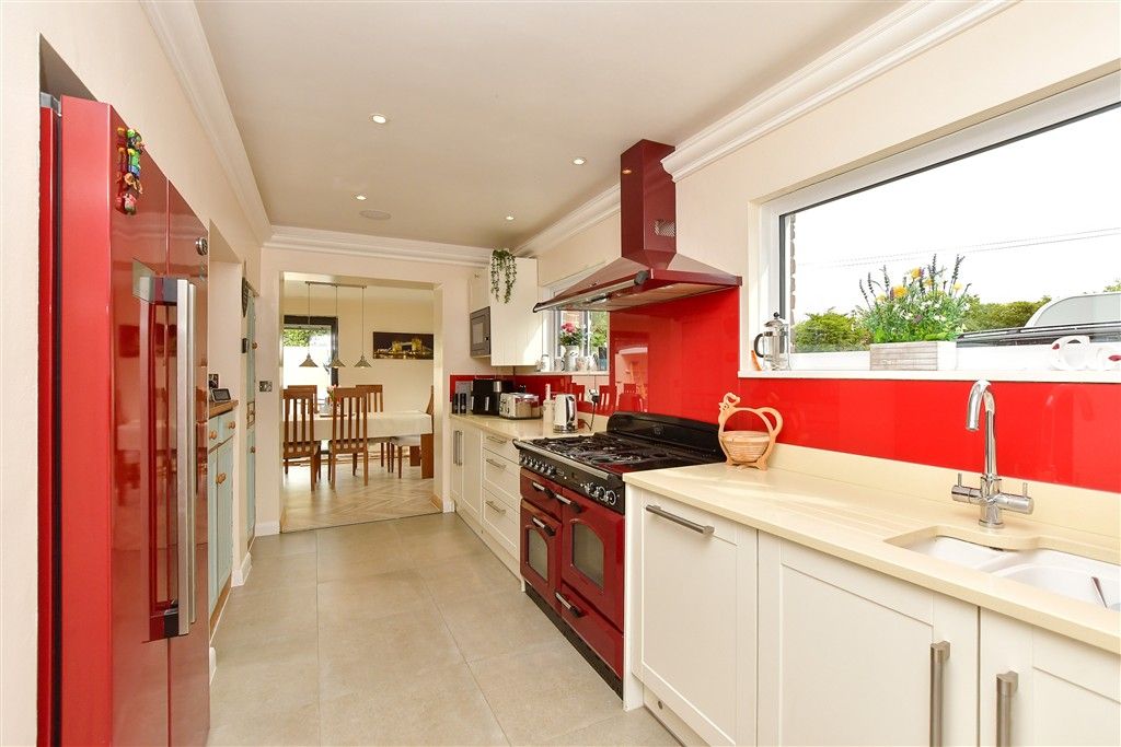 Property photo 2 of 16 Kitchen
