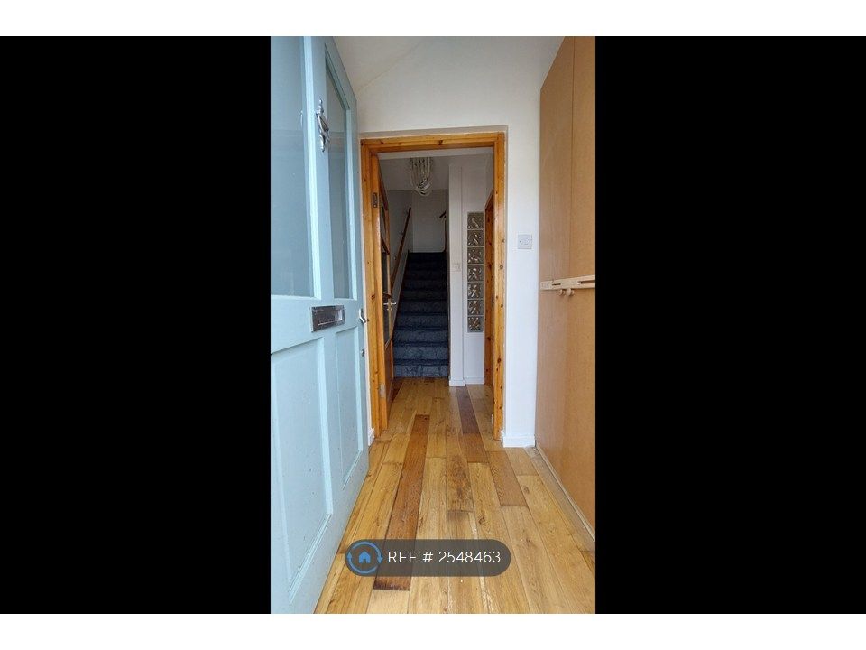 Property photo 3 of 15 Entrance