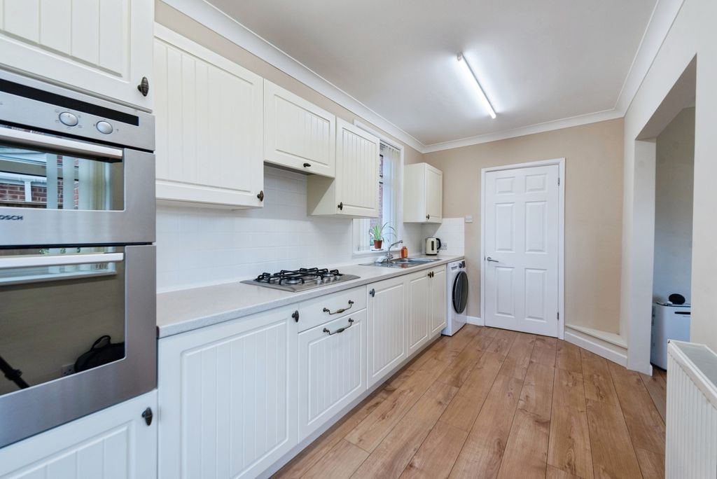 Property photo 3 of 16 Photo