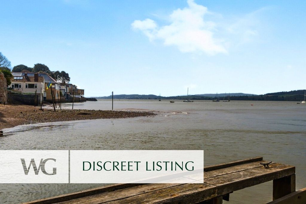 Property photo 1 of 5 Discreet Listing