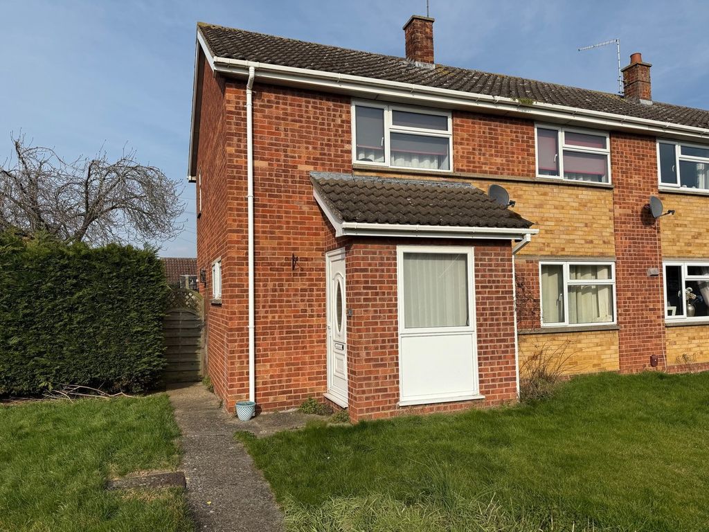 Property photo 1 of 8