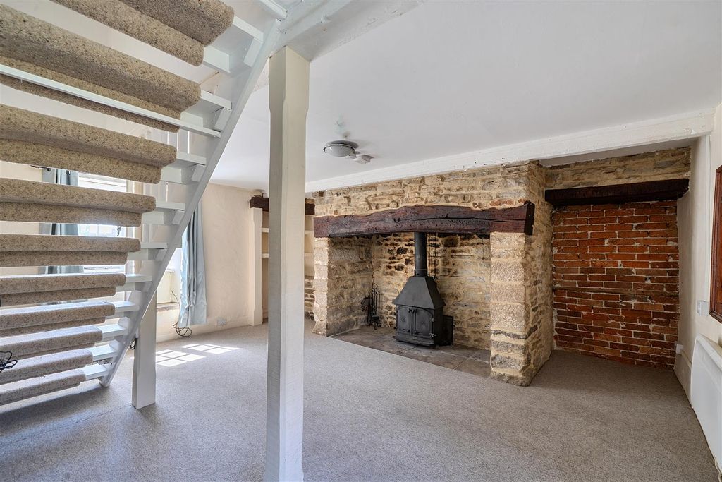 Property photo 3 of 25 1448487-16-69Ea32A41Cdb3.Jpg