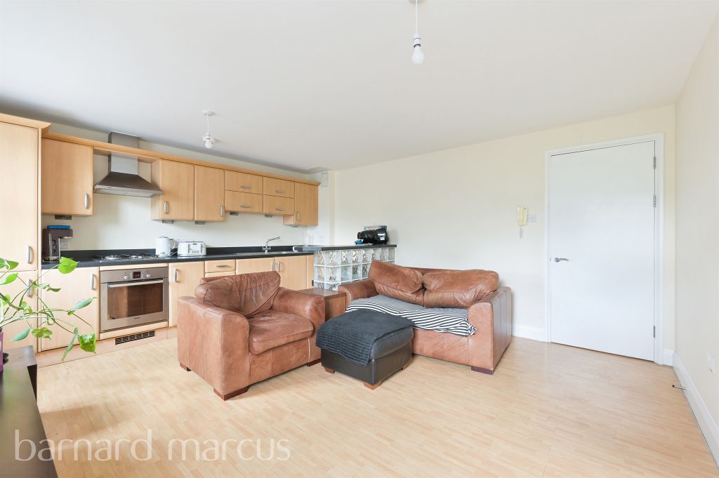 Property photo 3 of 9