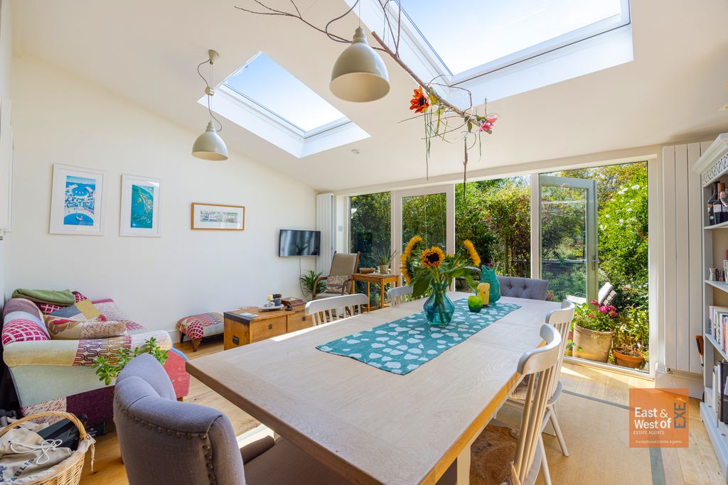 Property photo 3 of 14 A11 - 20 Parkfield Road Topsham - 260722