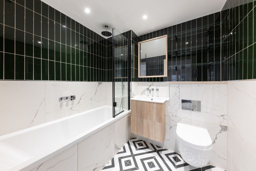 Property photo 2 of 13 Folgate Apartment...