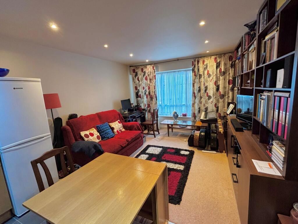 Property photo 3 of 5