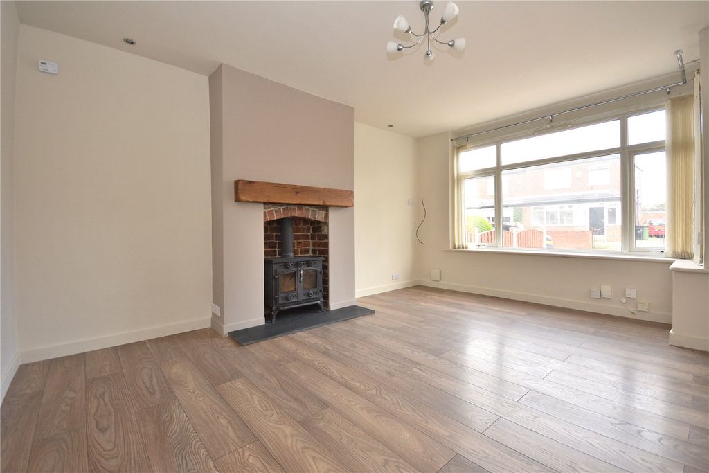 Property photo 2 of 21 Picture No. 16